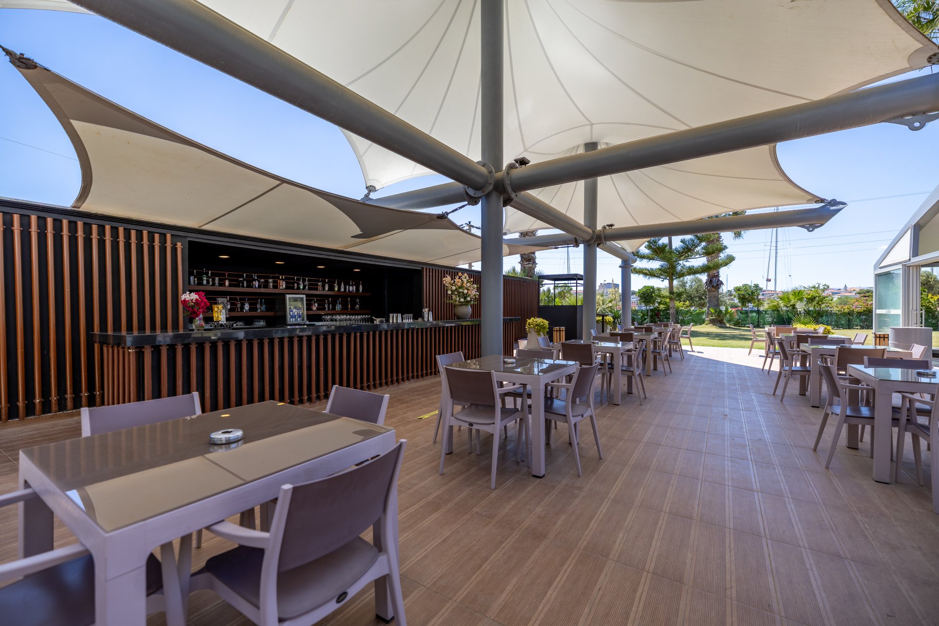 Sisus Hotel Bar