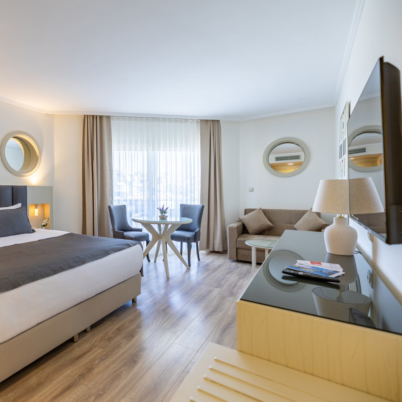 Superior Family Corner